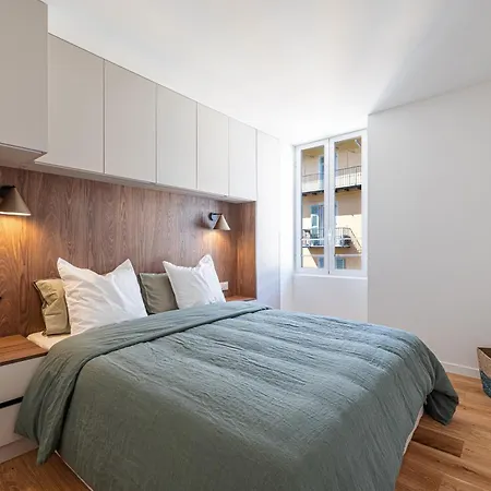 Daire D'architecte Port De *