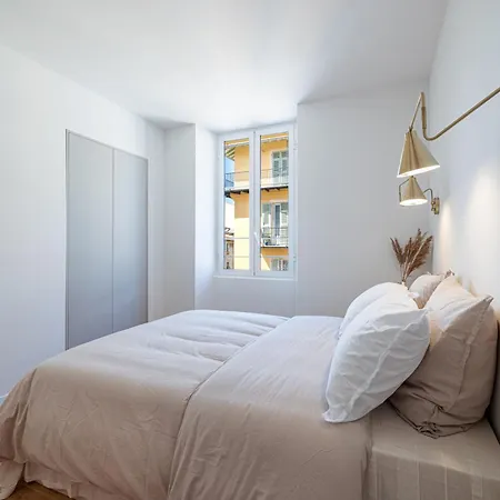 D'architecte Port De Nizza